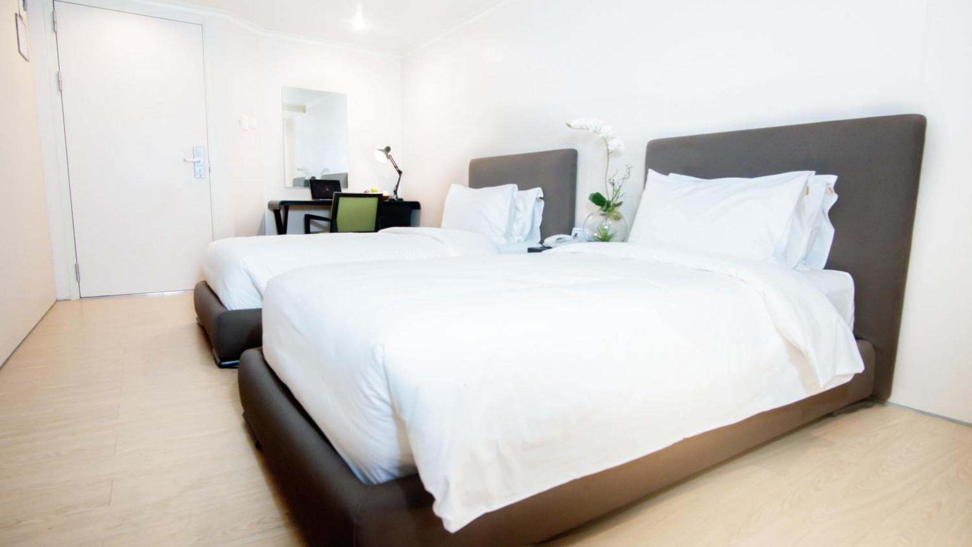 Green Sun Hotel Макати Экстерьер фото
