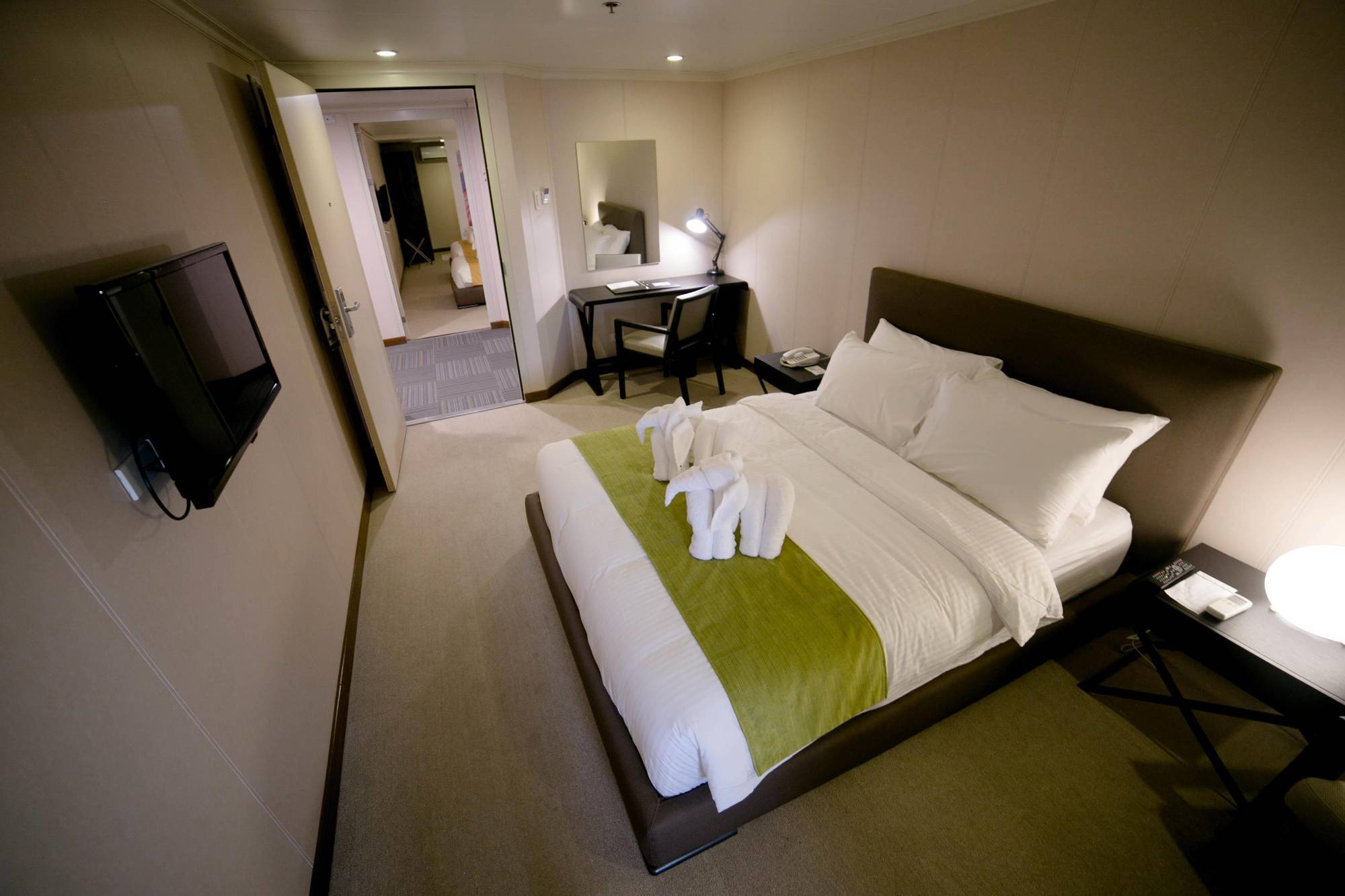 Green Sun Hotel Макати Экстерьер фото